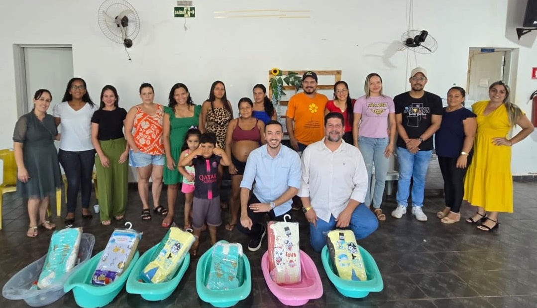 Prefeitura de Pedro Gomes realiza entrega de kits bebê para gestantes no CRAS